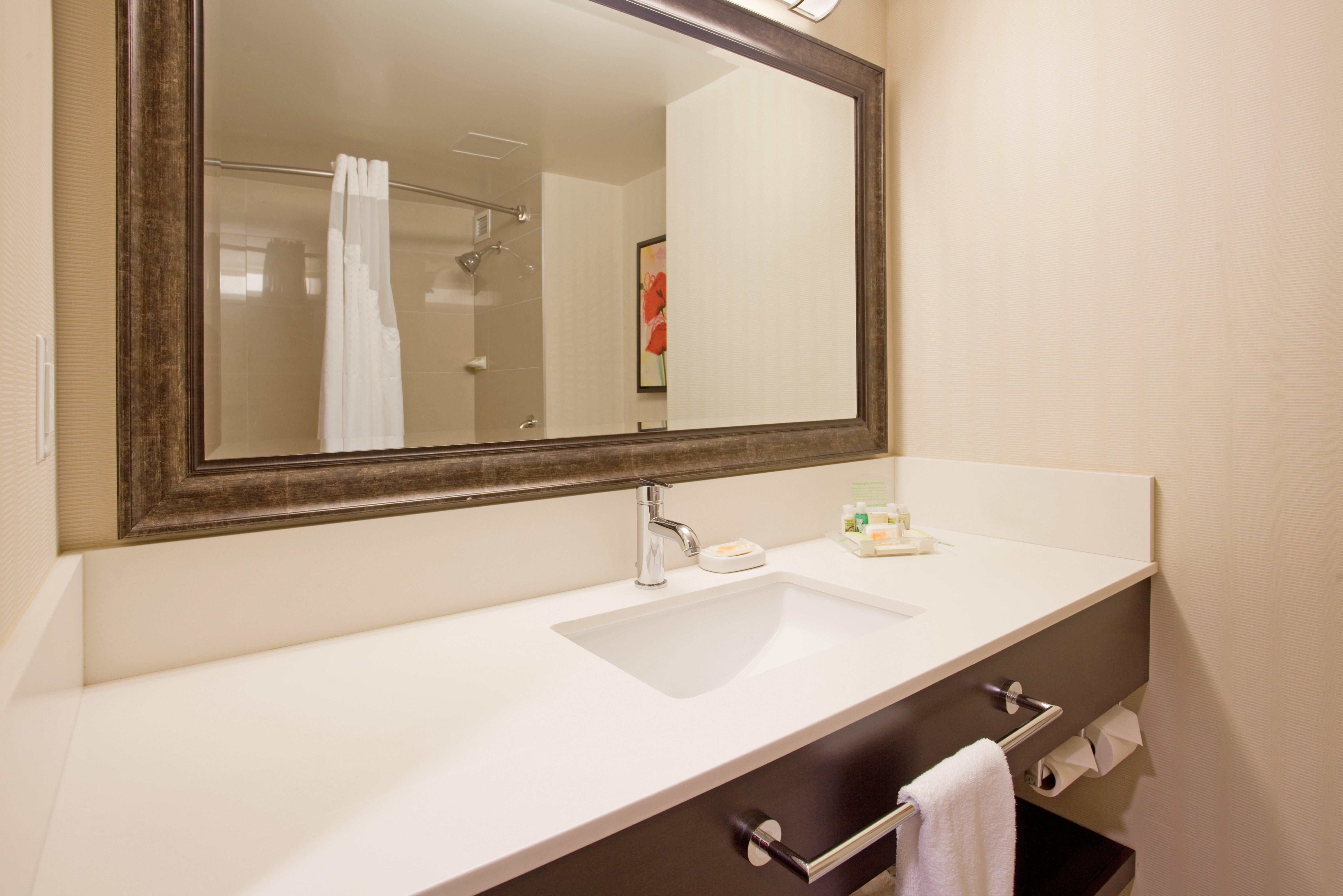 Holiday Inn Vancouver-Centre Broadway By Ihg Eksteriør bilde