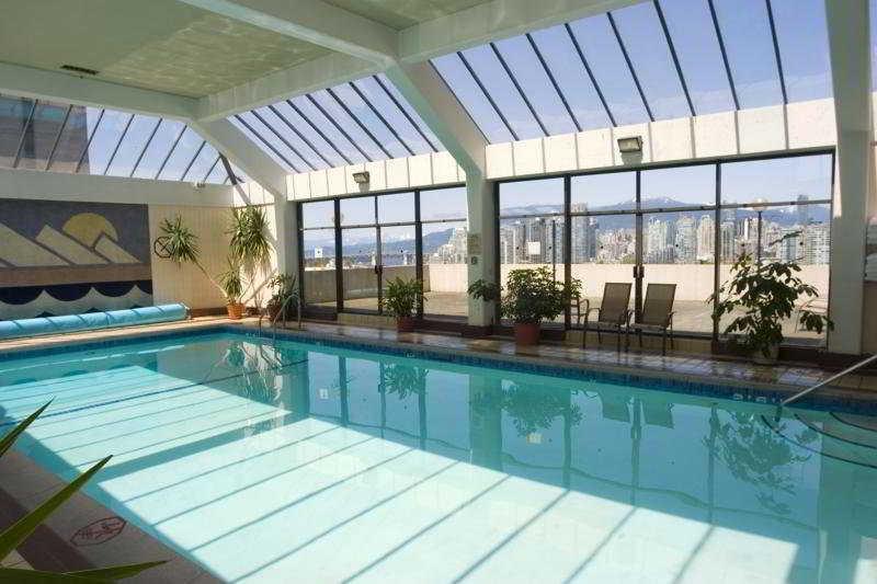 Holiday Inn Vancouver-Centre Broadway By Ihg Eksteriør bilde