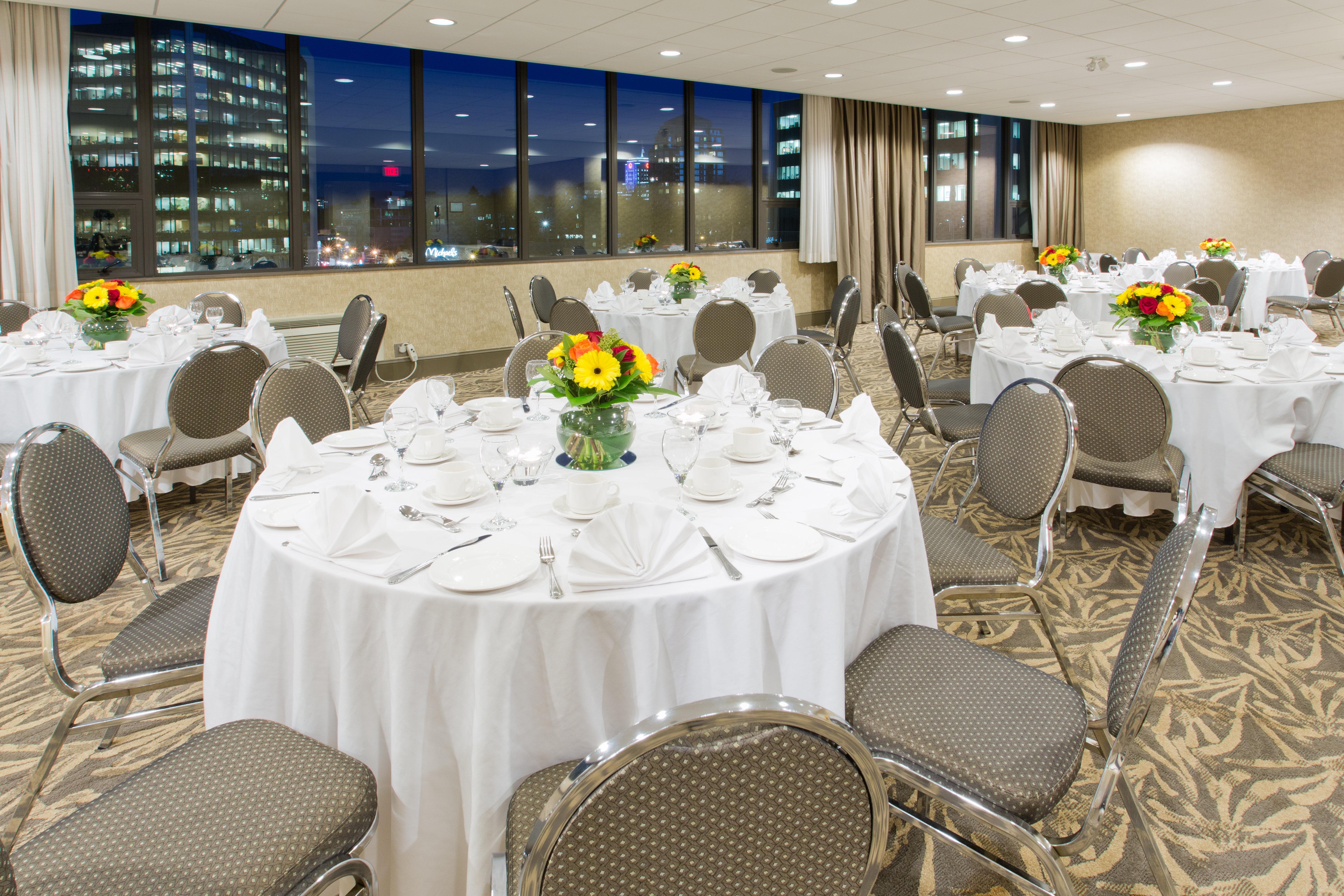 Holiday Inn Vancouver-Centre Broadway By Ihg Eksteriør bilde